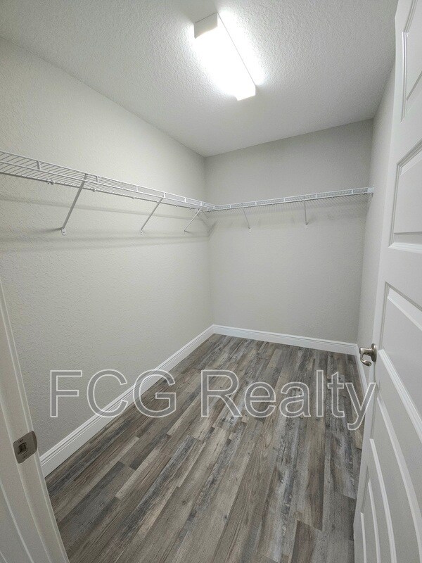 Building Photo - 51 Pecan Run Dr