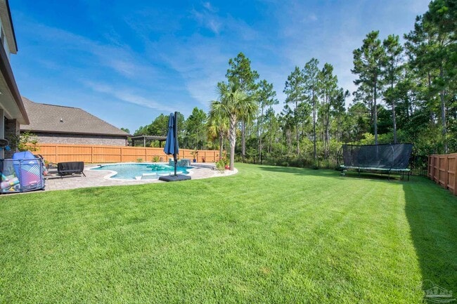 Building Photo - 5718 Oak Hvn Ln