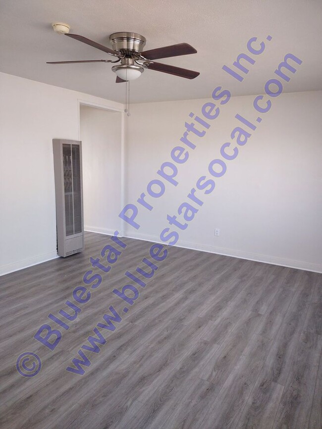 Building Photo - 13103K