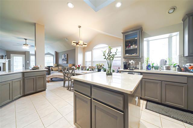 Building Photo - 18667 Gibbons Dr