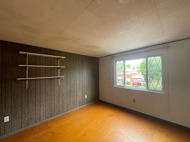 Building Photo - COMING SOON! This is a Lease-to-Own – Not ...