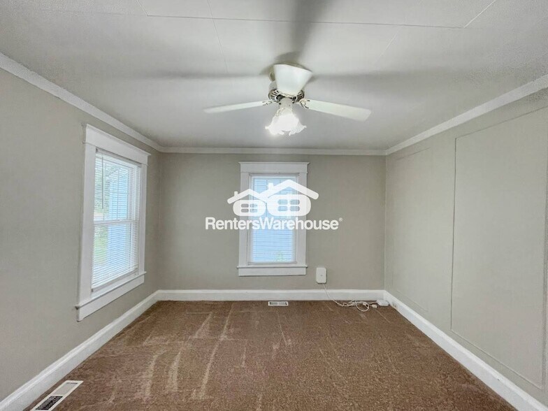 Building Photo - 9022 Chesapeake Blvd