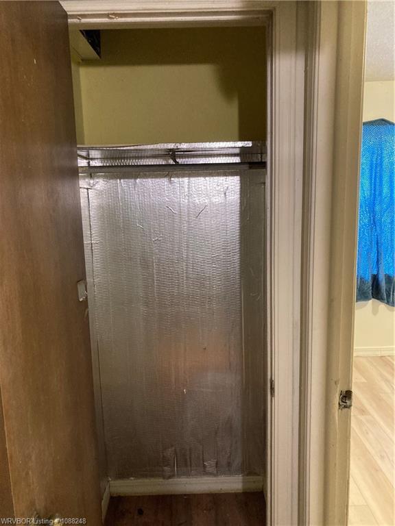 Building Photo - 220 May Ave