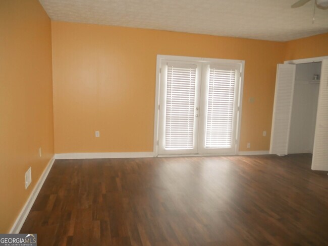 Building Photo - 6451 Edenfield Dr