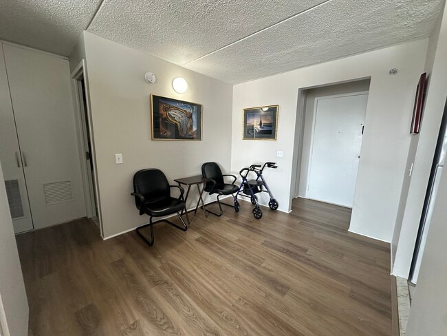 Building Photo - 1770 1st St