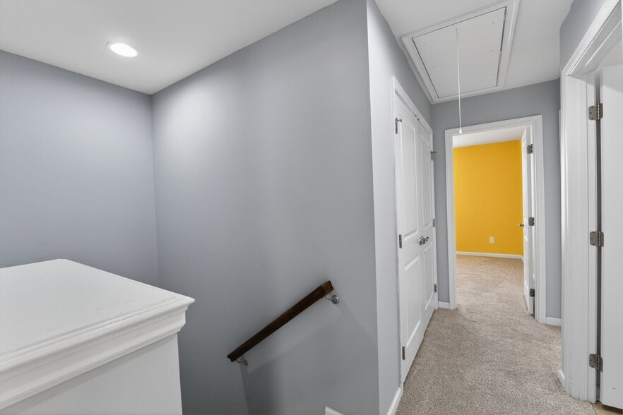 Building Photo - 6402 Terrace View Ct