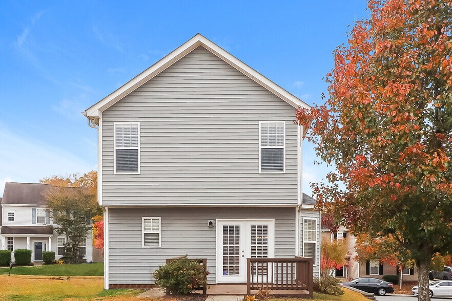 Building Photo - 13017 Autumn Trace Dr