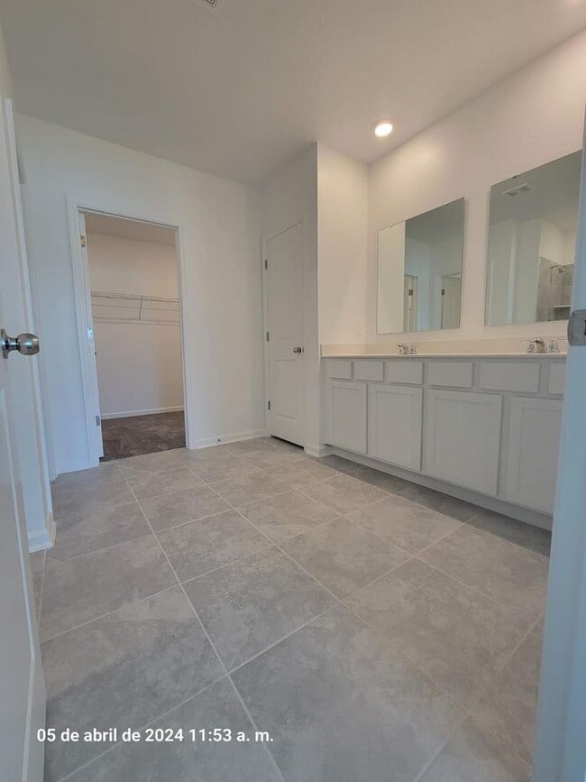 Building Photo - 5004 Worchester Dr