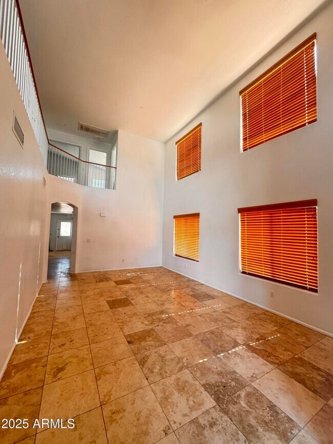 Building Photo - 41897 Colby Dr