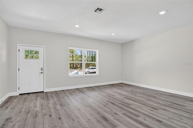 Building Photo - 7938 N Maltese Dr