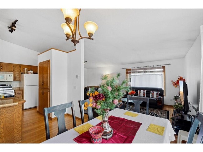 Building Photo - 14797 Lower Endicott Way