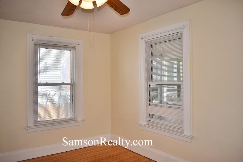 Building Photo - 111 Bowen St