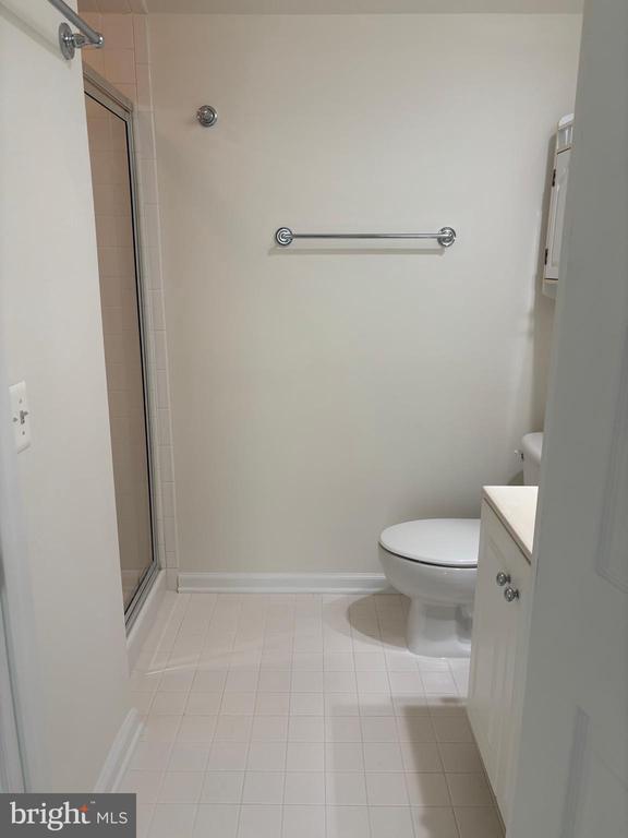 Building Photo - 8894 Ashgrove House Ln