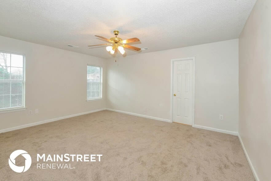 Building Photo - 6298 Seminole Dr