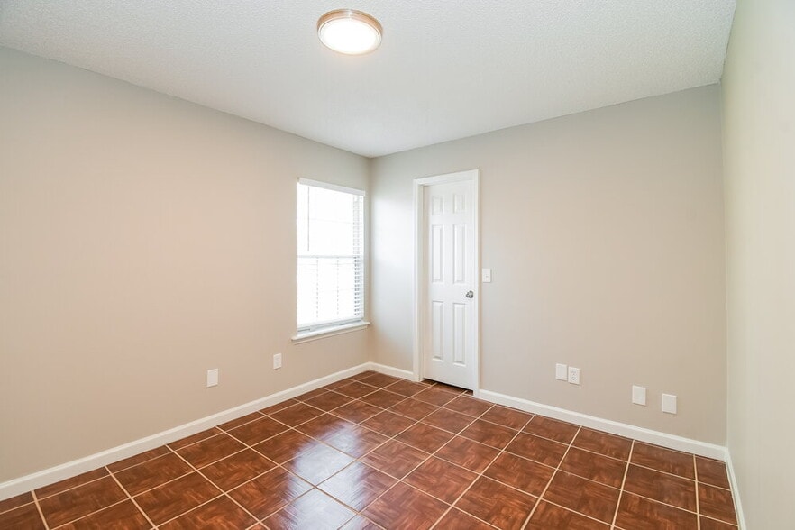 Building Photo - 2991 Quapaw Trail