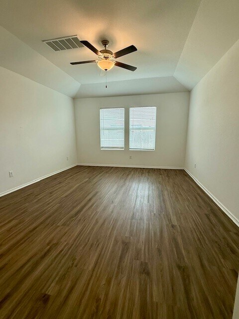 Building Photo - 502 Golden Plains Pkwy