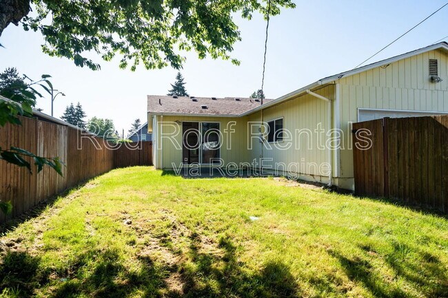 Building Photo - 2341 S Wilkeson St