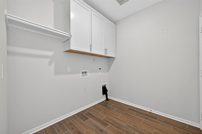 Building Photo - 1312 Mainland Shrs Ln