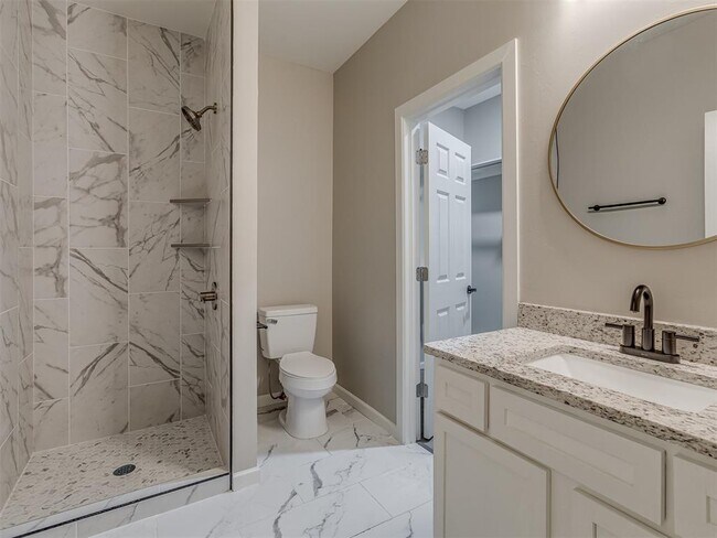 Building Photo - 1136 NW 99th St