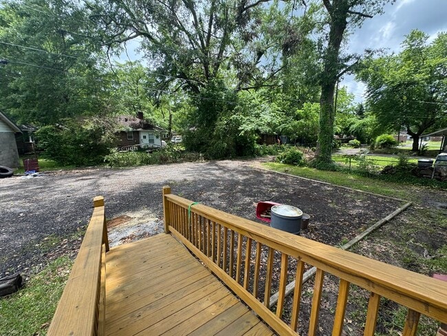 Building Photo - Updated 2/1 Brick House in Celanese- $1,395