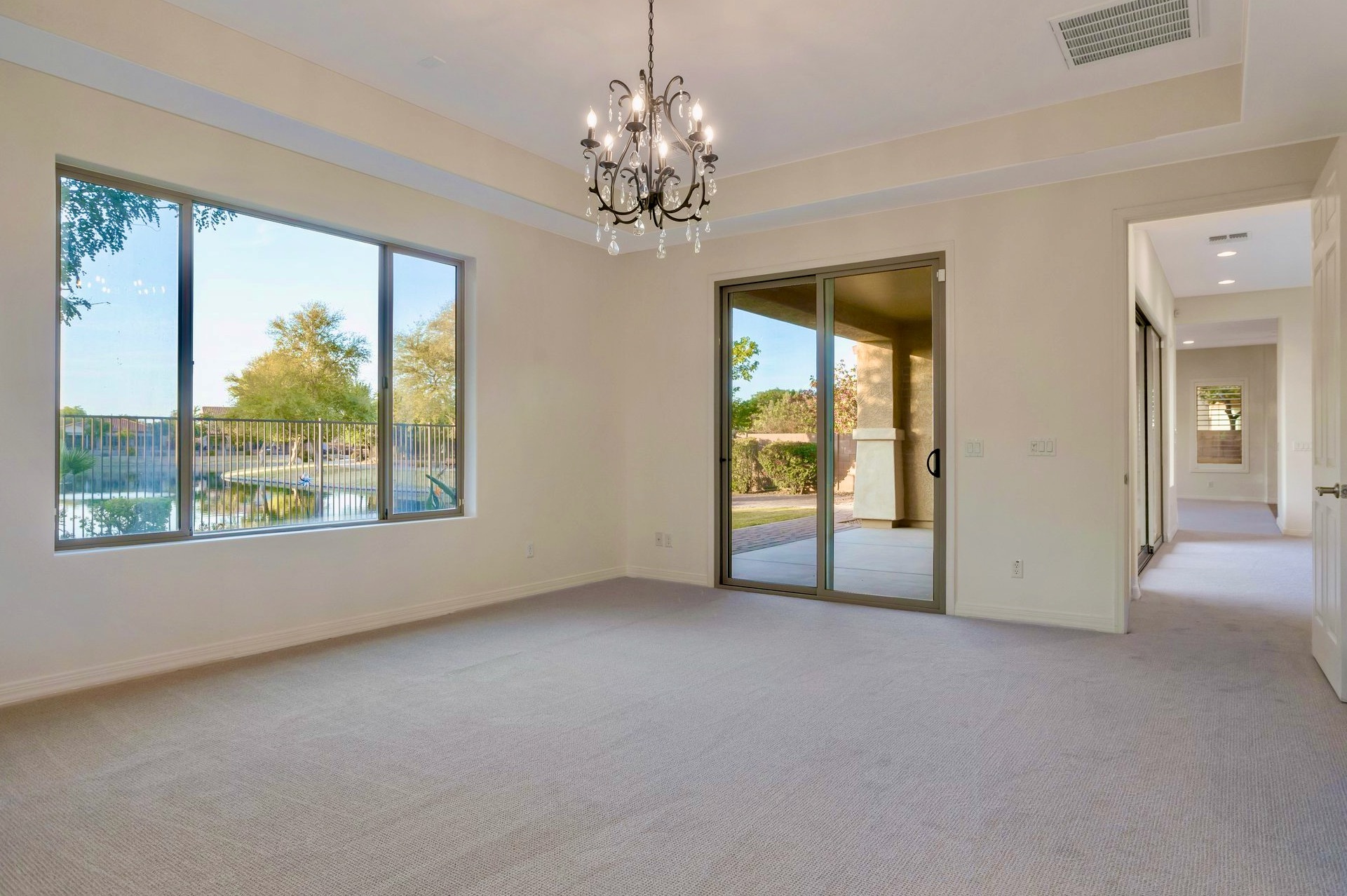 Building Photo - 3750 E SAWTOOTH DR