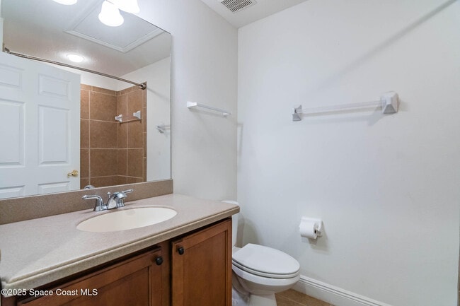 Building Photo - 208 Tin Roof Ave