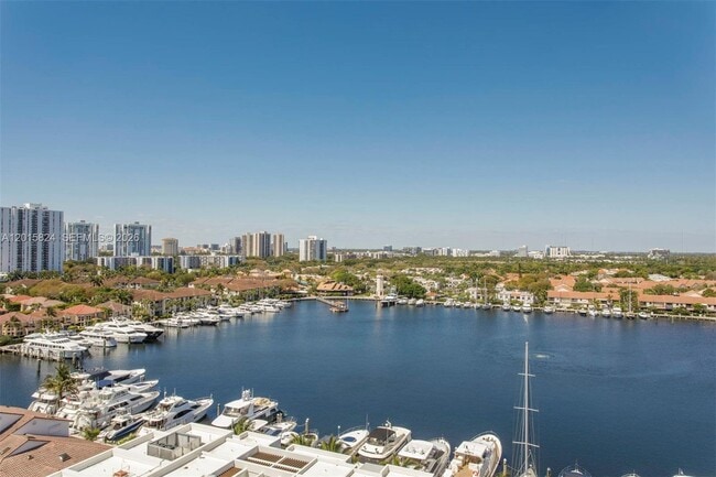 Building Photo - 21055 Yacht Club Dr