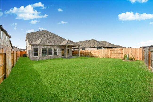 Building Photo - 8046 Kay Hbr Dr