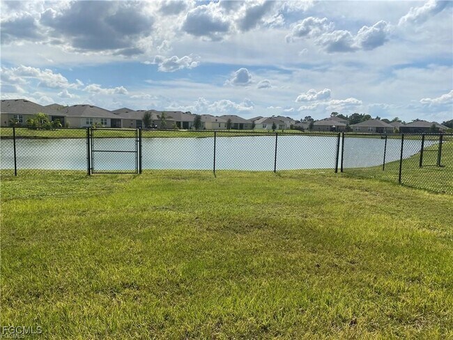 Building Photo - 10531 Canal Brook Ln