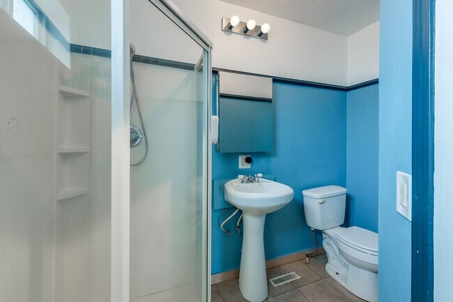 Building Photo - Charming 3 Bed 2 Bath Piedmont Rental Home