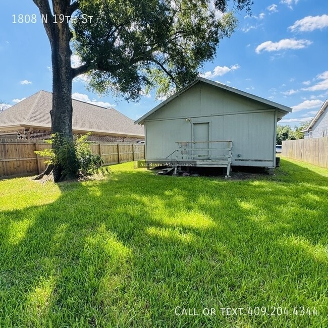 Building Photo - 1808 N 19th St