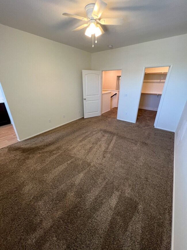 Building Photo - 2 bedroom Condo with a LOFT located in Menifee!