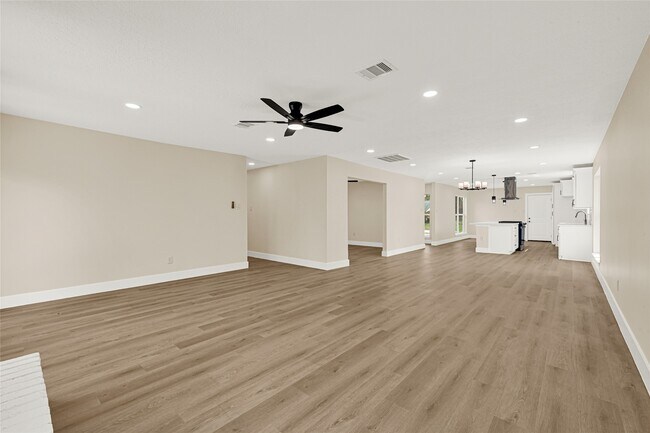 Building Photo - 3203 Falling Brook Dr