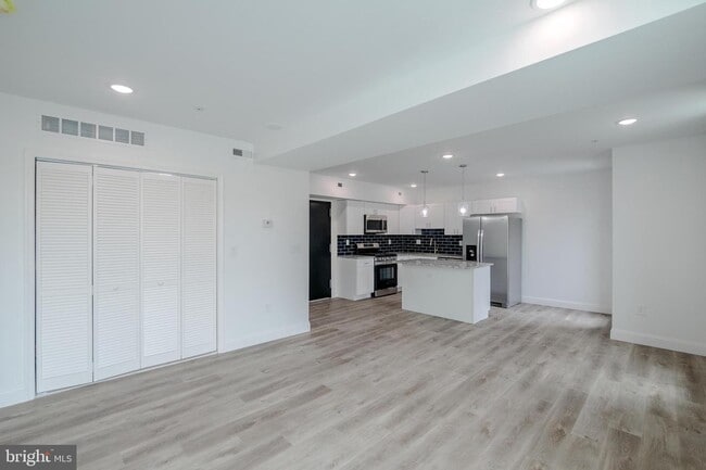 Building Photo - 129 Washington Ave