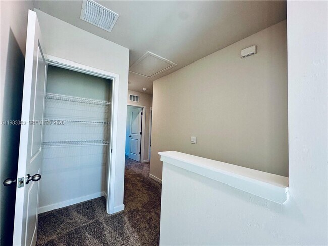 Building Photo - 8465 Everly Preserve Dr