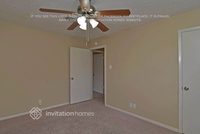 Building Photo - 3902 Paulette Dr