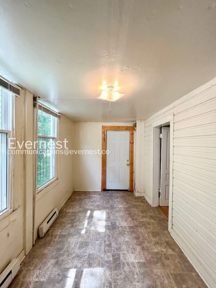 Building Photo - 1204 N 20th St
