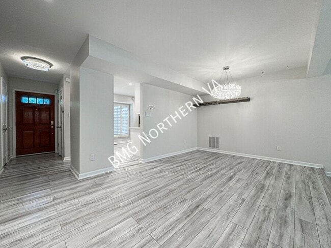 Building Photo - 7450 Adams Park Ct