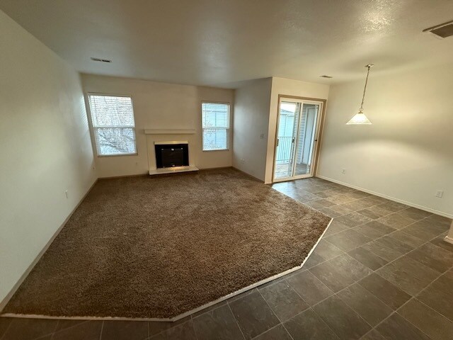 Building Photo - 553 S Workland Ln