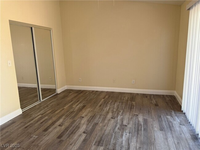 Building Photo - 708 Cozy Canyon Dr