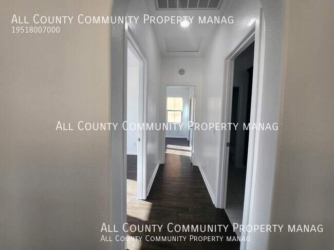 Building Photo - 43 Los Indios