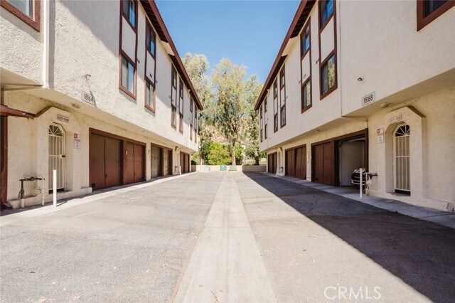 Building Photo - 18168 W Sundowner Way