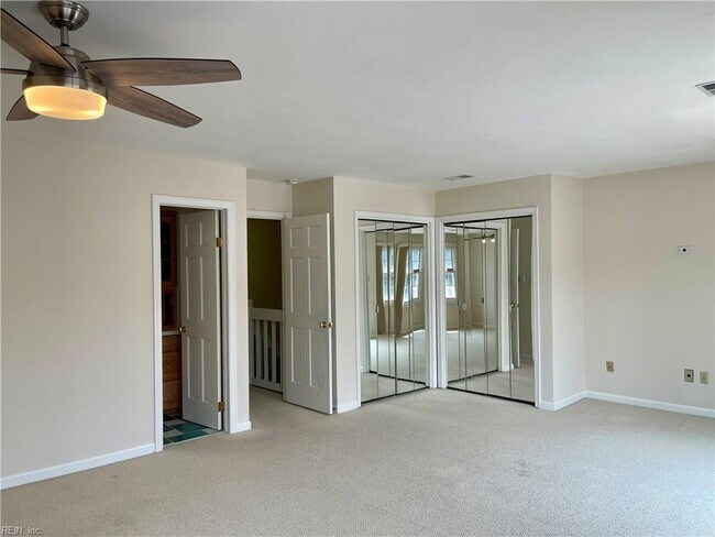 Building Photo - 2402 Whaler Ct