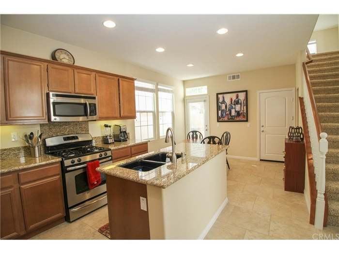 Building Photo - 45855 Daviana Way