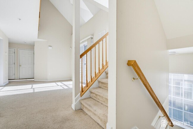 Building Photo - 1054 Morning Glory Dr