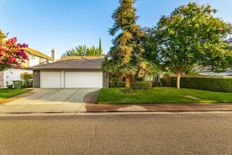 Building Photo - Gold River Home, Immaculately Kept with Beautifully Landscaped Backyard