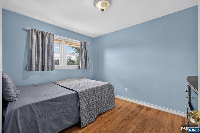 Building Photo - 8 Coyles Ct