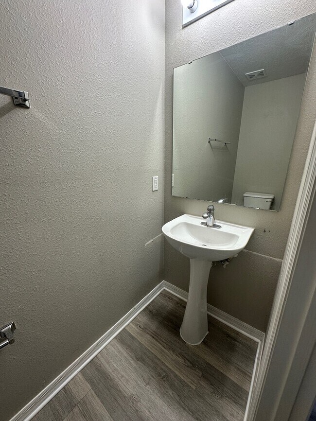 Building Photo - Two-Story Corner Lot!