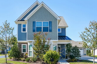 Building Photo - 149 Heathwood Dr