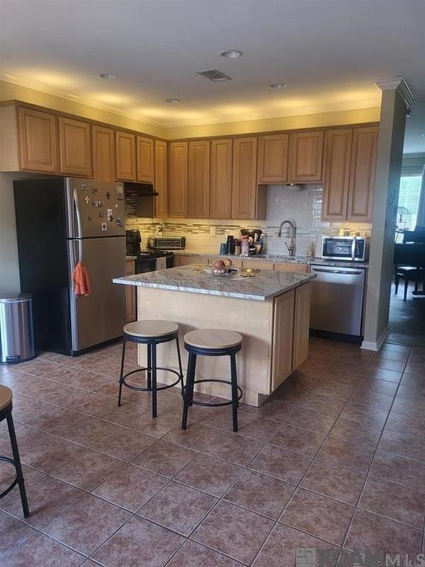 Building Photo - 4000 Lake Beau Pre Blvd